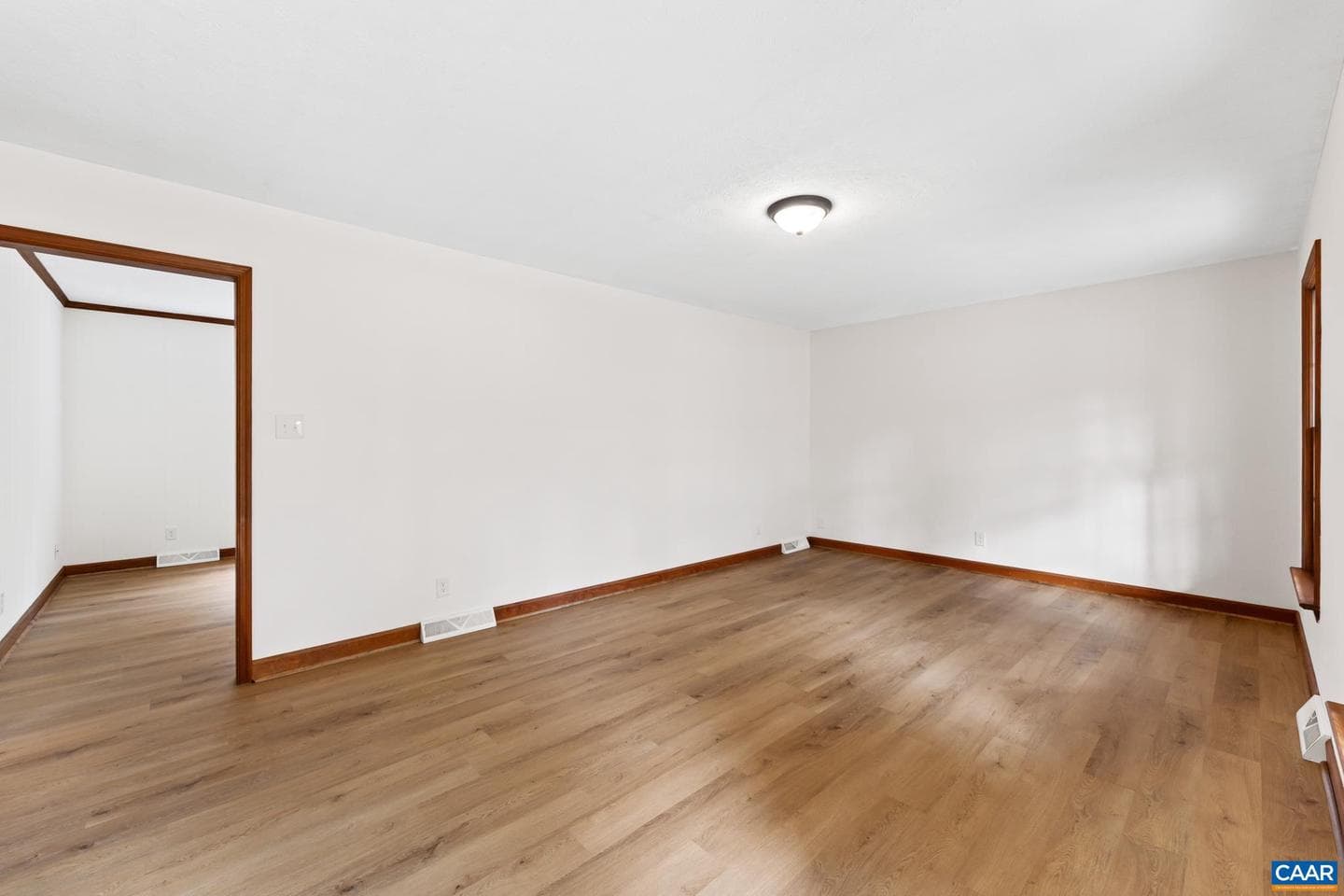 55 Watson Rd photo 6