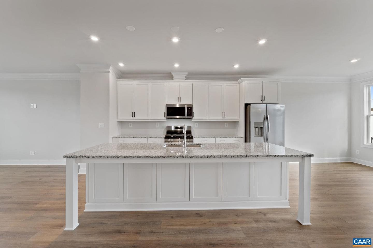 4040 Talen Ln photo 22