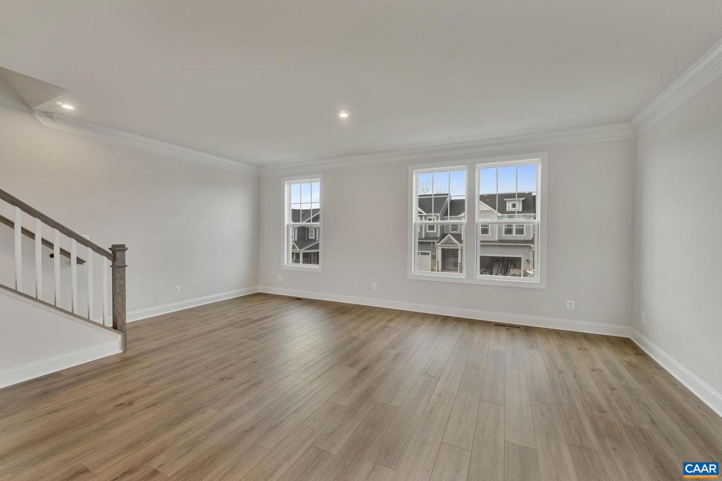 4040 Talen Ln photo 23
