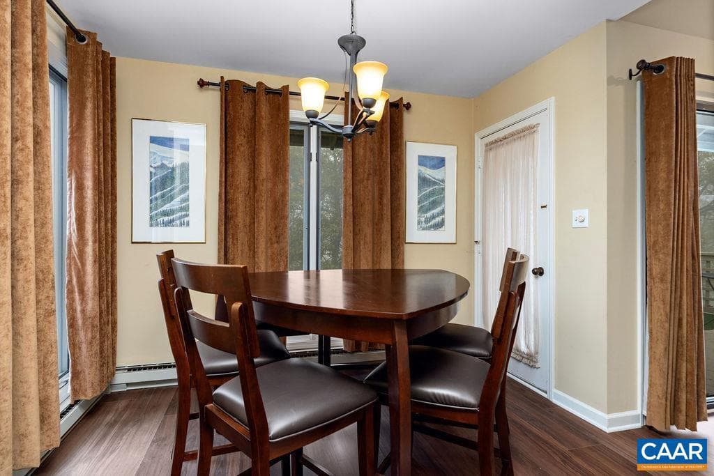 2048 Stone Ridge Condos photo 10