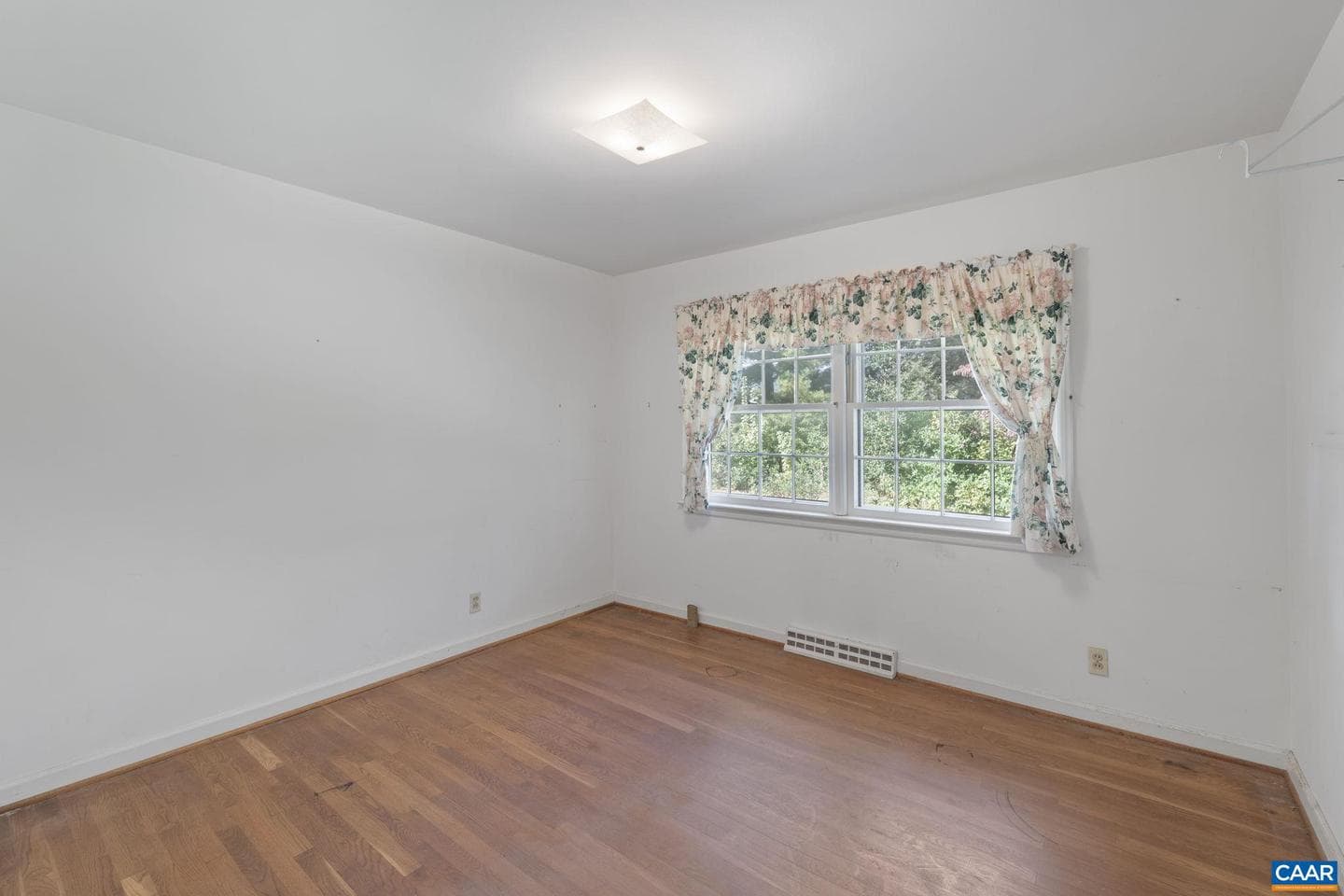 9281 Dick Woods Rd photo 18