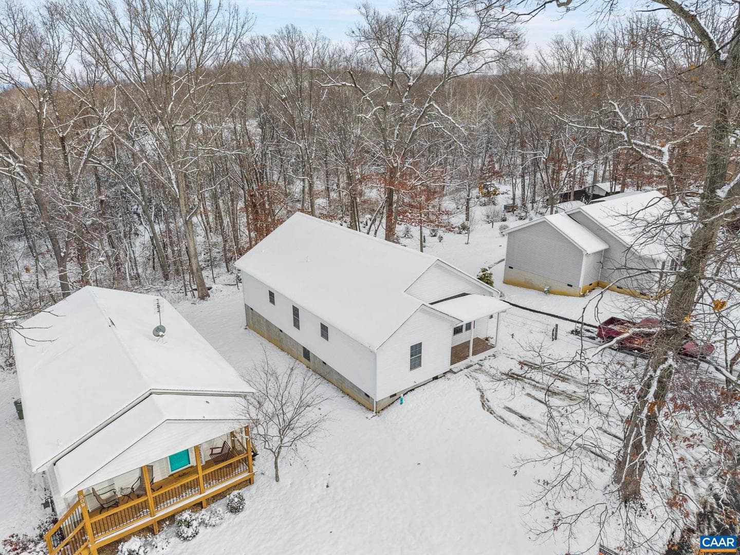 913 Gardner St photo 3