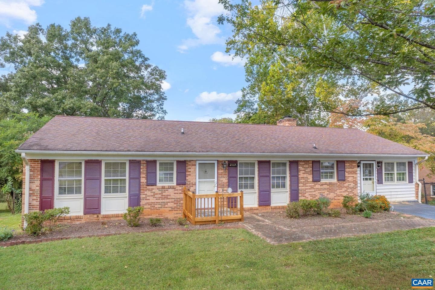 2117 Tarleton Dr photo 1