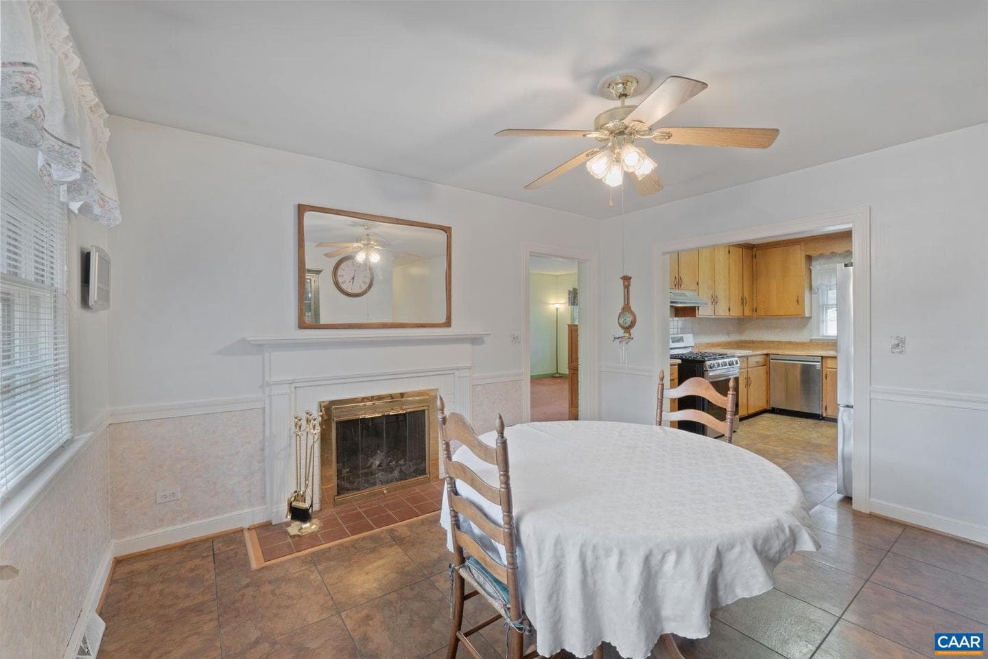 2117 Tarleton Dr photo 10
