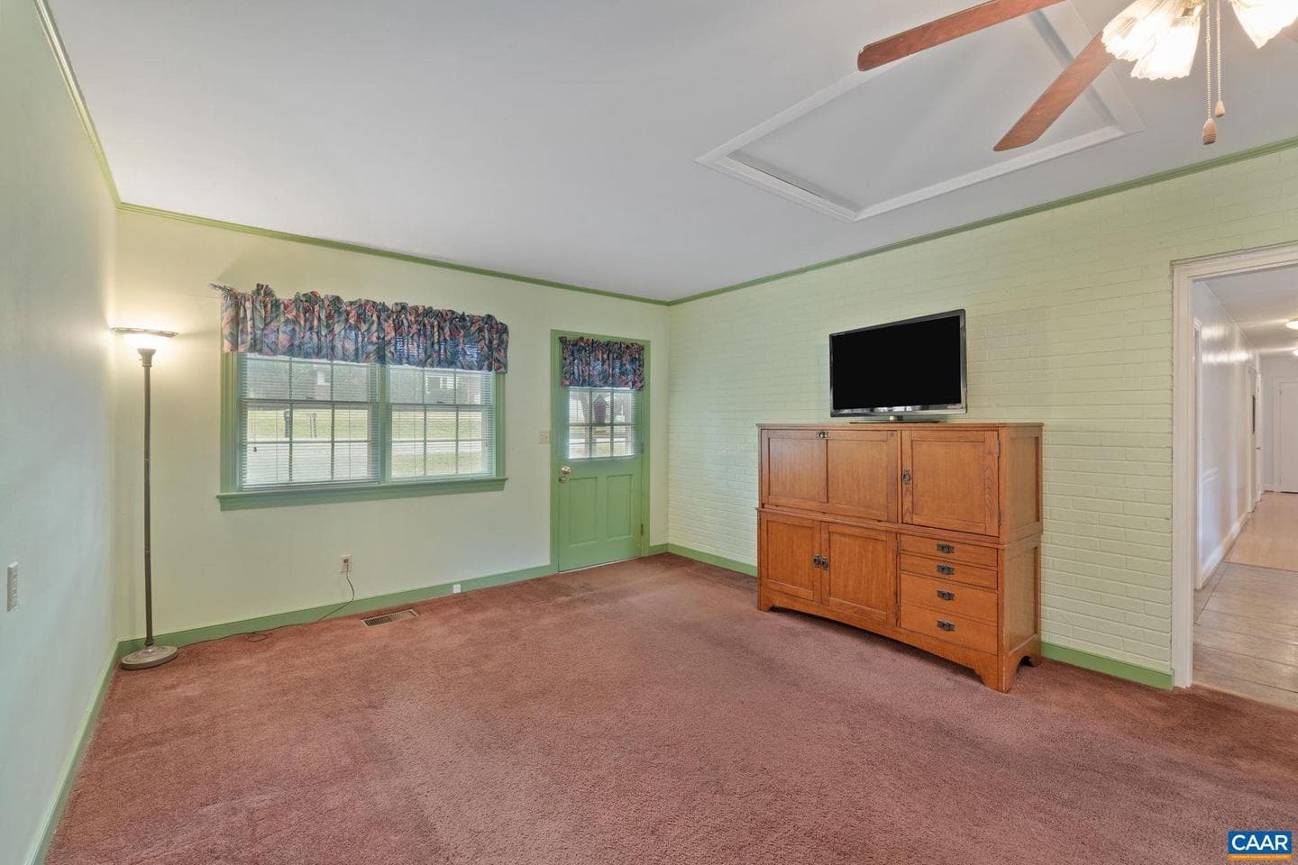 2117 Tarleton Dr photo 11