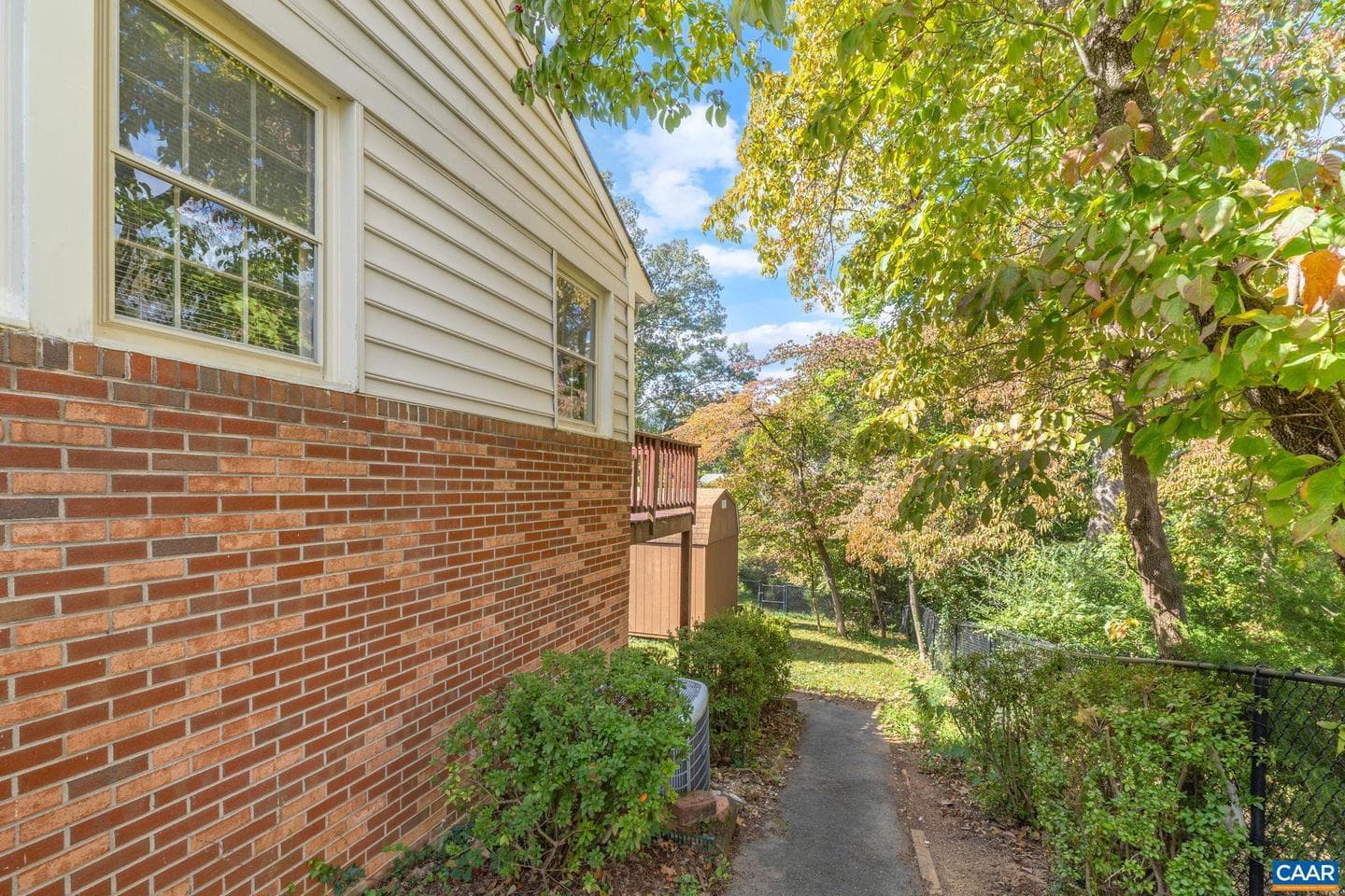 2117 Tarleton Dr photo 40