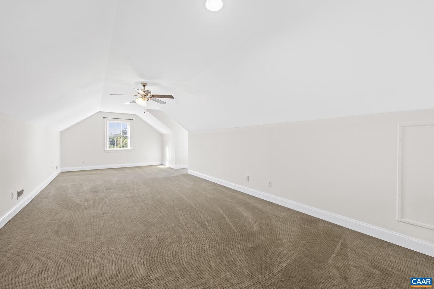 478 Rosewood Dr photo 31