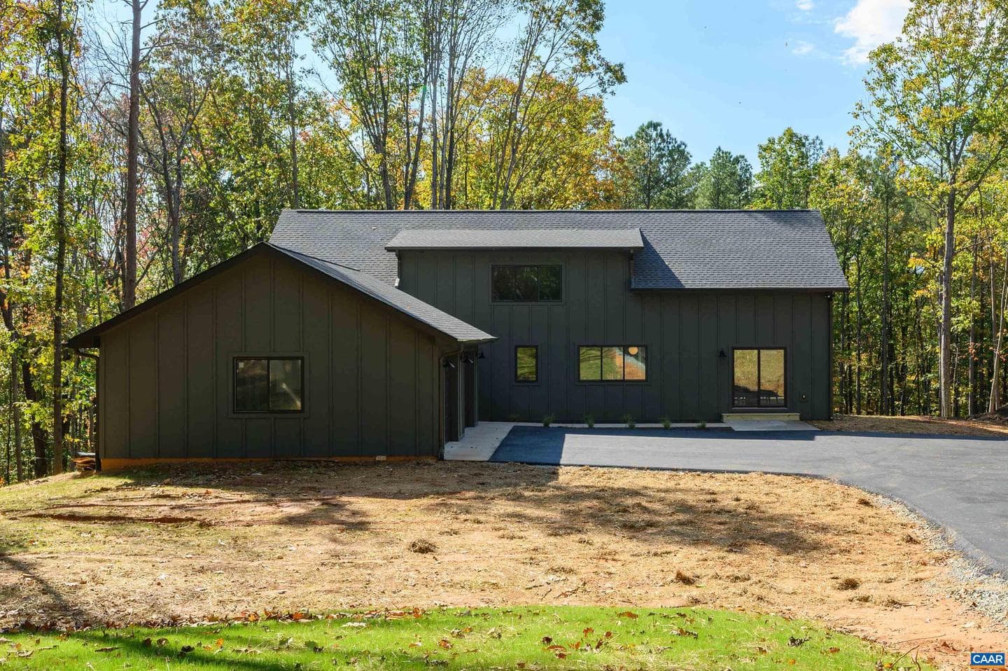 2635 Ennis Mountain Rd photo 2