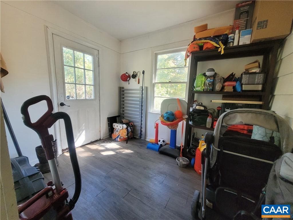 28153 N James Madison Hwy photo 9