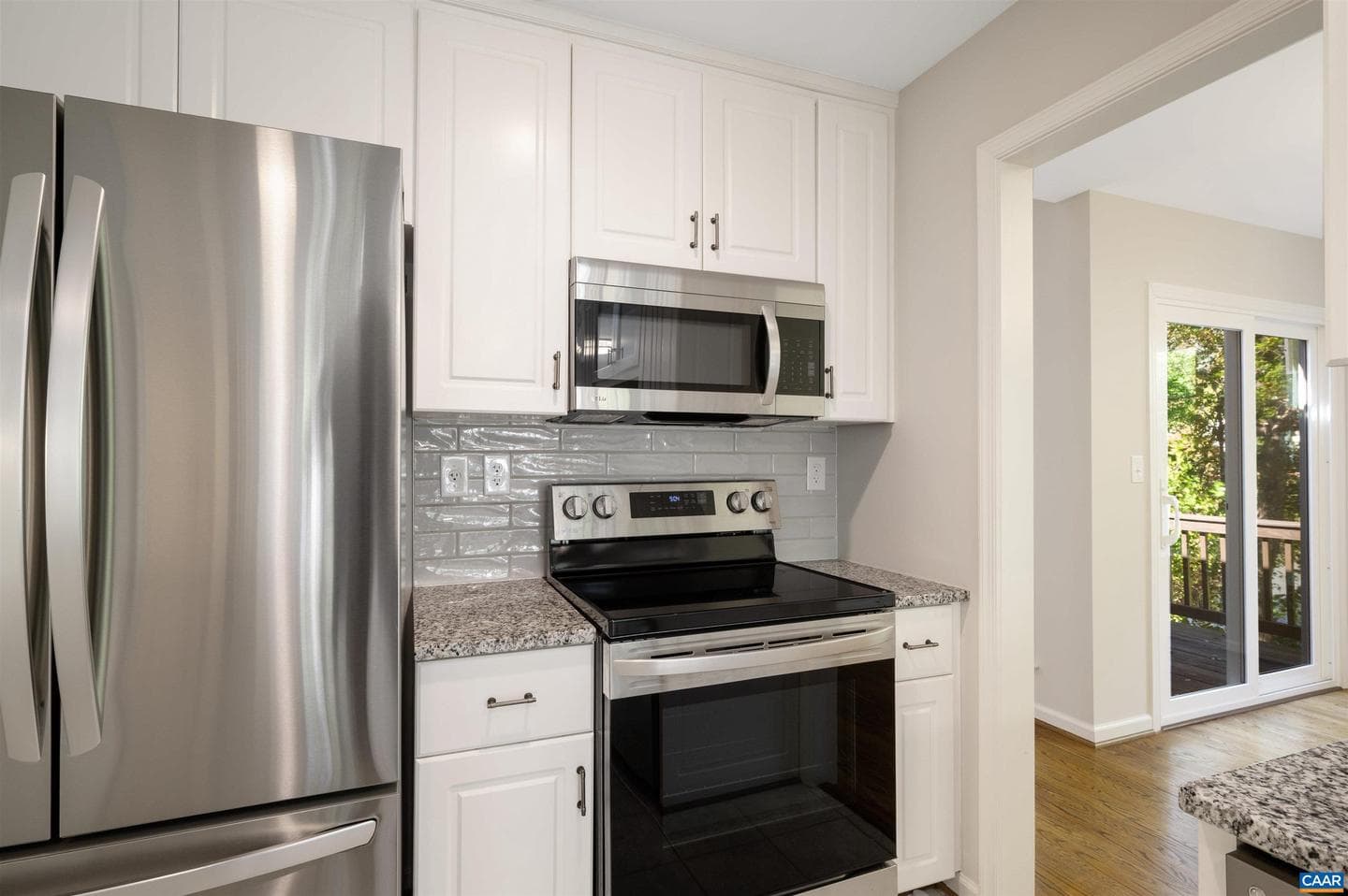 334 Grayrock Dr photo 14