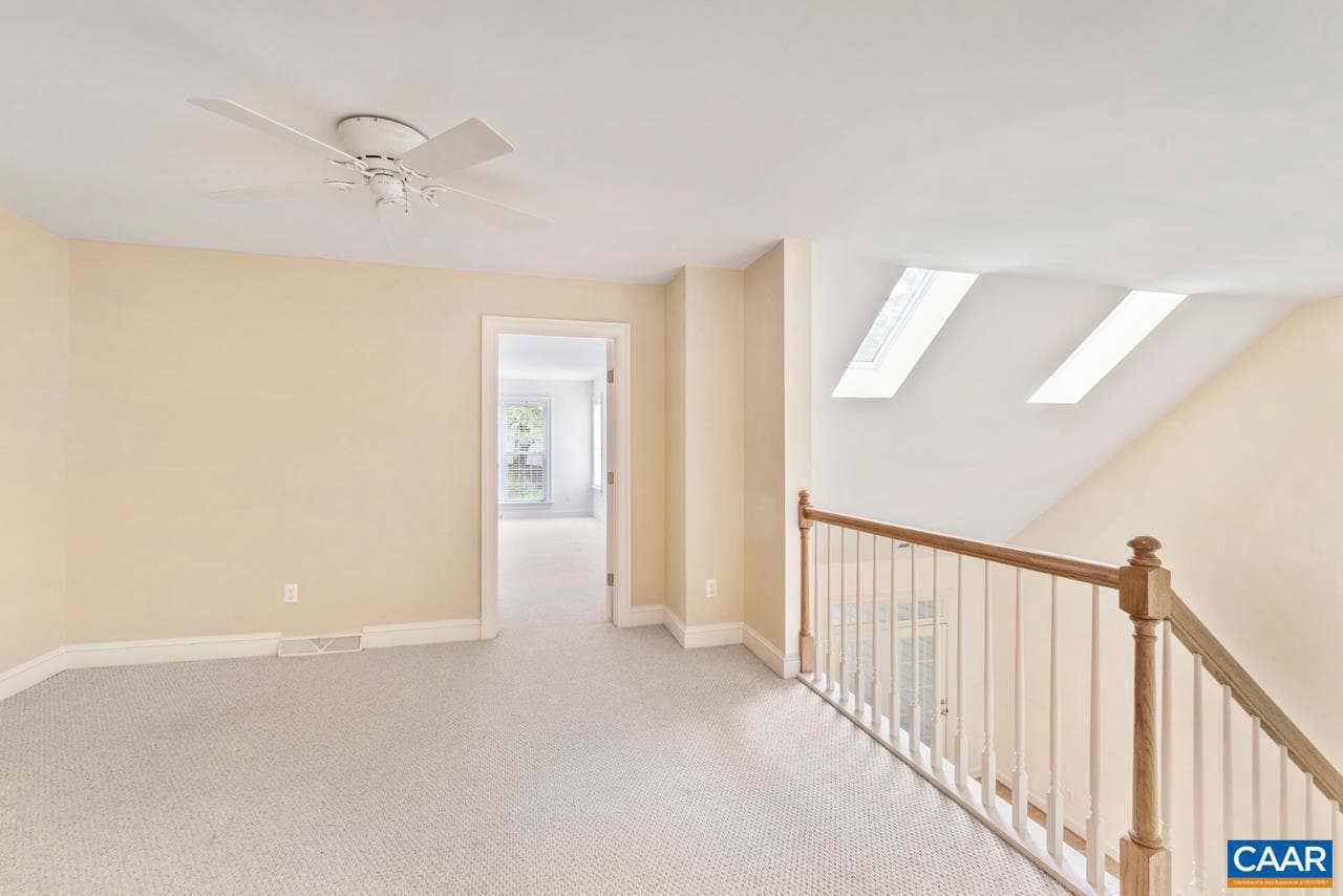 1132 Courtyard Dr photo 20