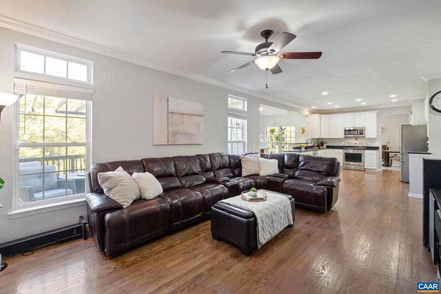 10109 Pond Ct photo 14