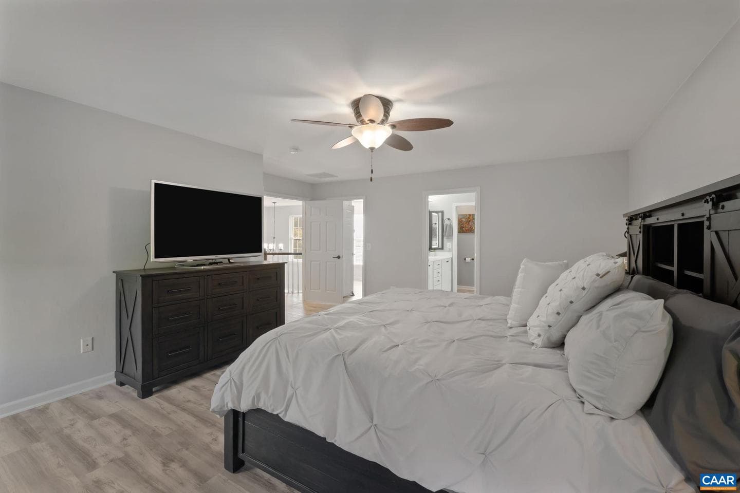 10109 Pond Ct photo 28