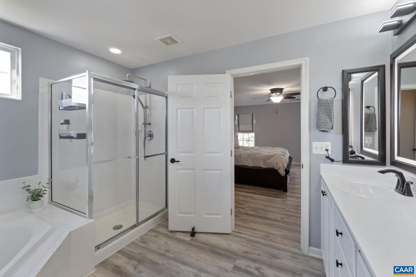 10109 Pond Ct photo 31