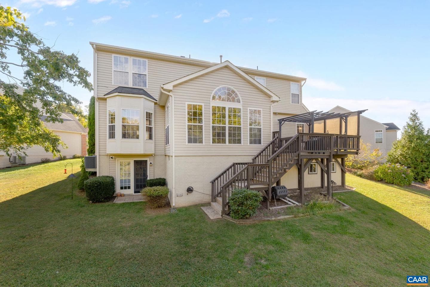 10109 Pond Ct photo 45