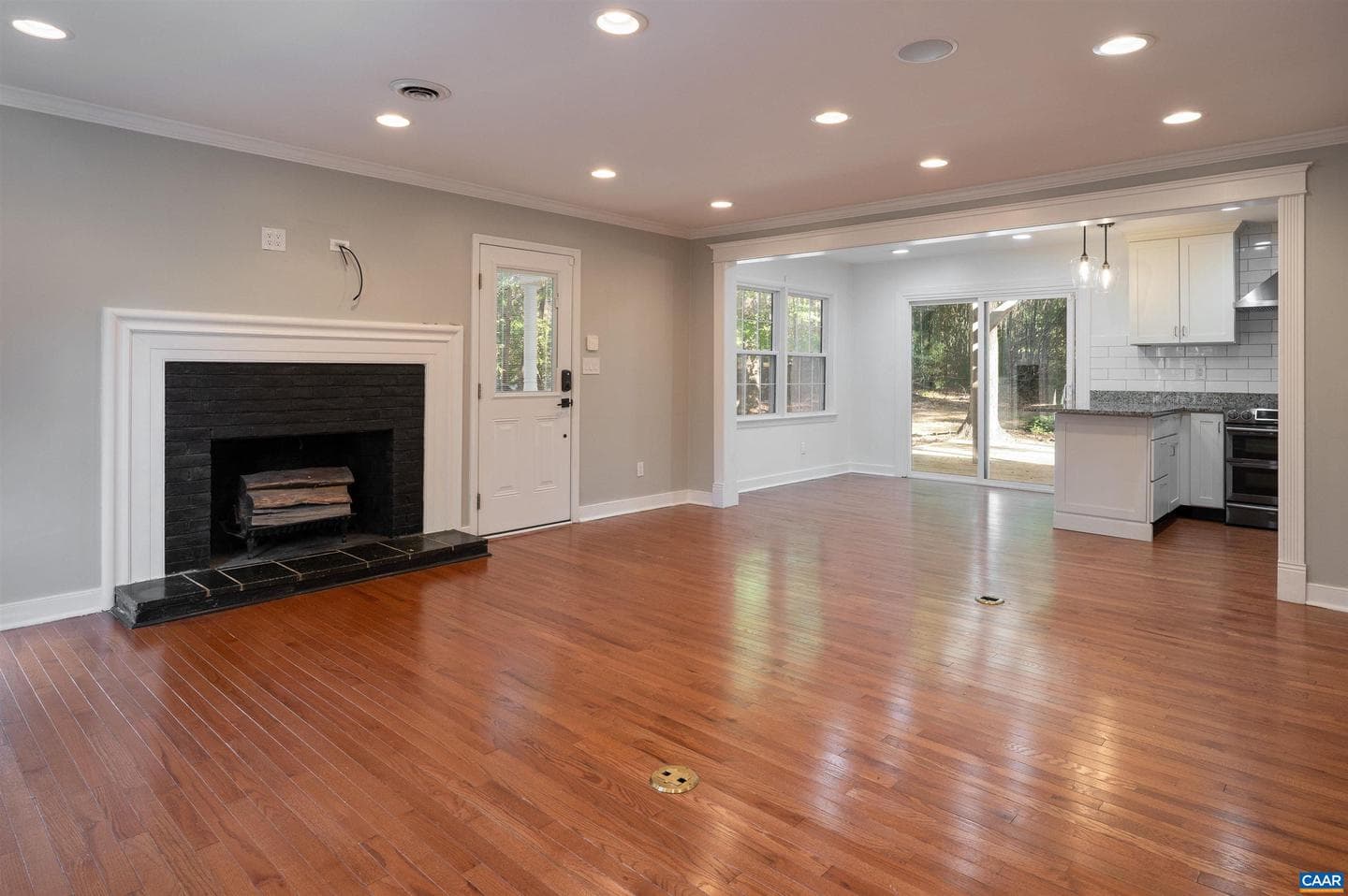 600 Carrsbrook Dr photo 8