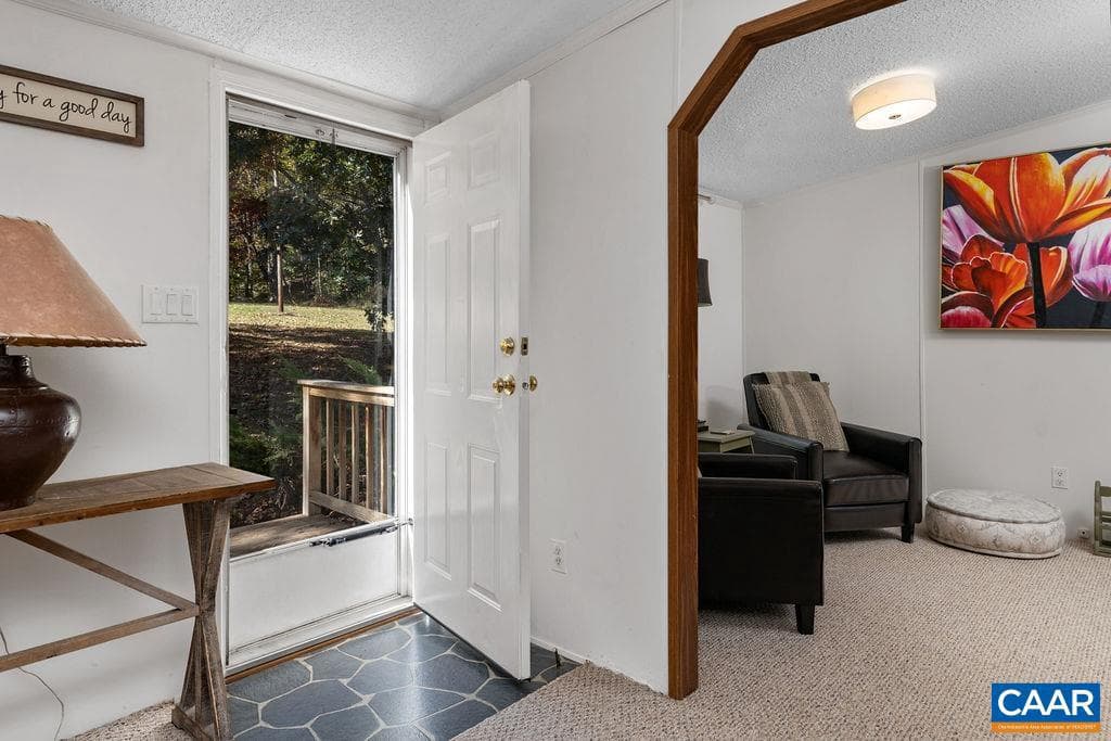 96 Little Stoney Ln, Nellysford