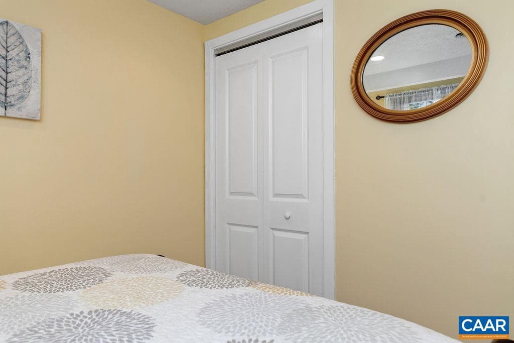 411 Three Ridges Condos photo 20