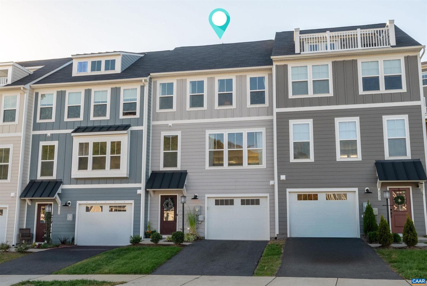 4724 Loyola Way photo 1