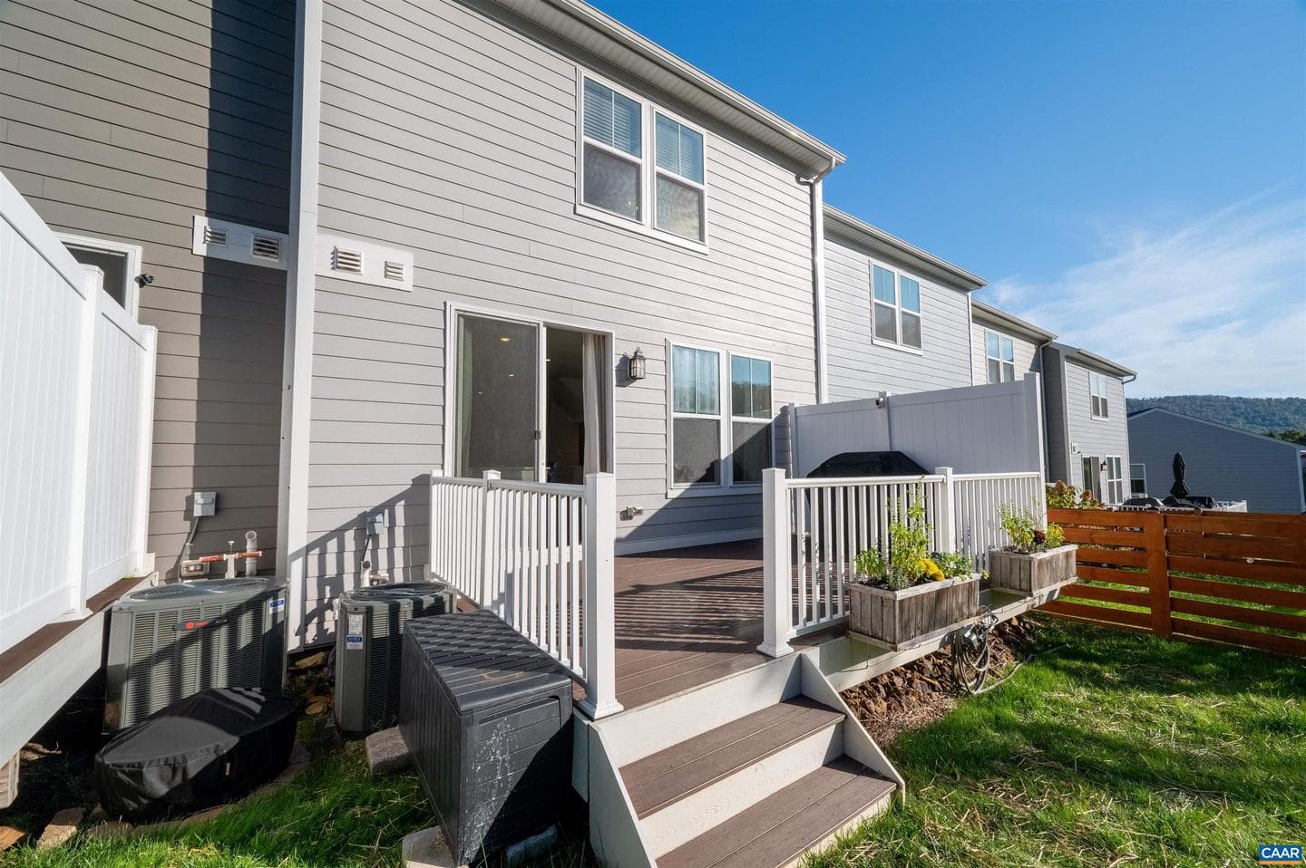 4724 Loyola Way photo 35