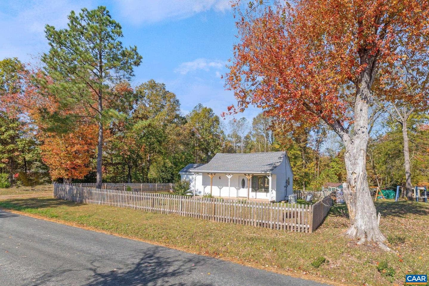 874 James River Rd photo 33