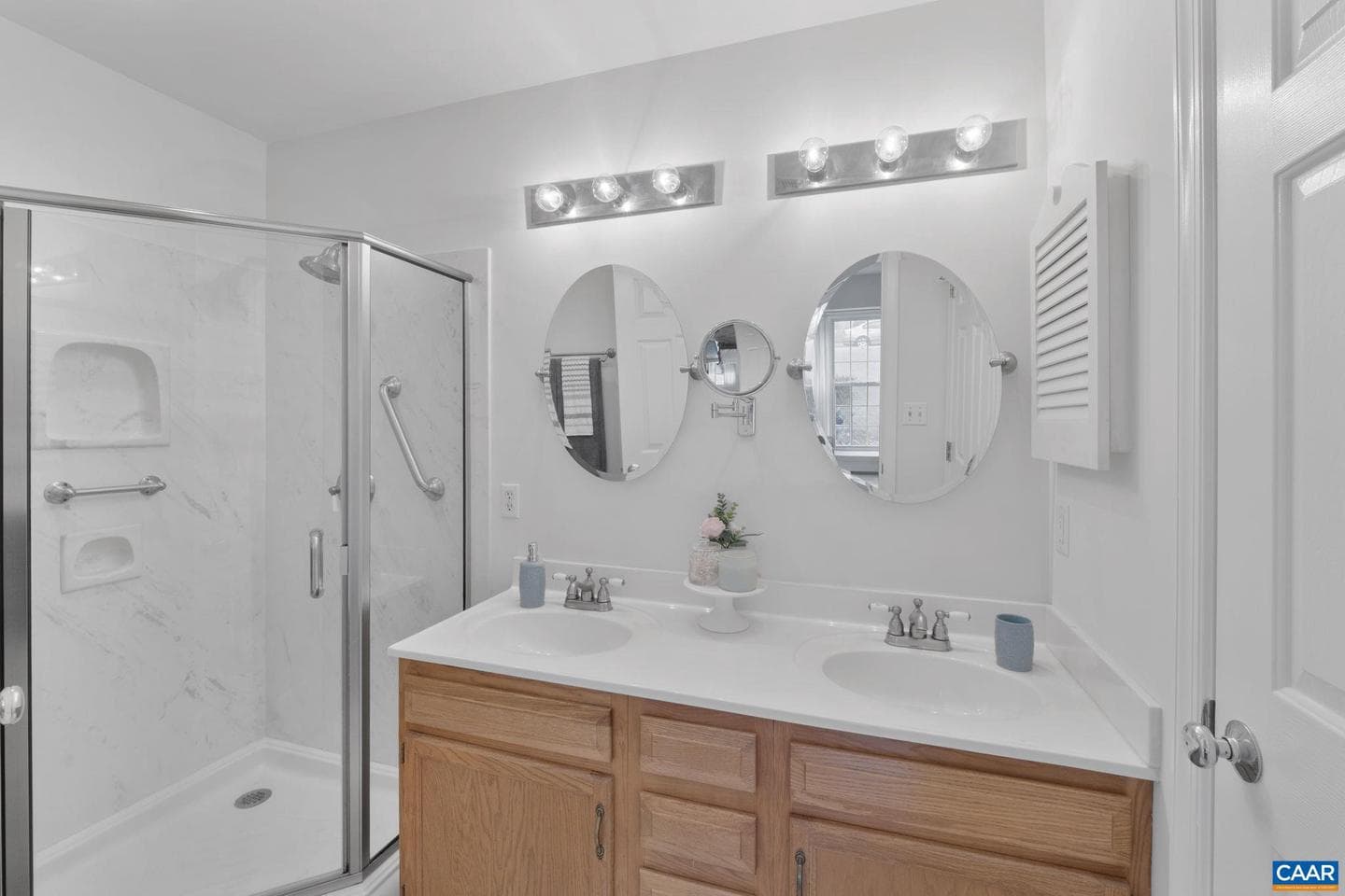 3383 Moubry Ln photo 25