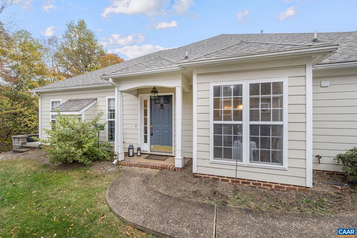 3383 Moubry Ln photo 7