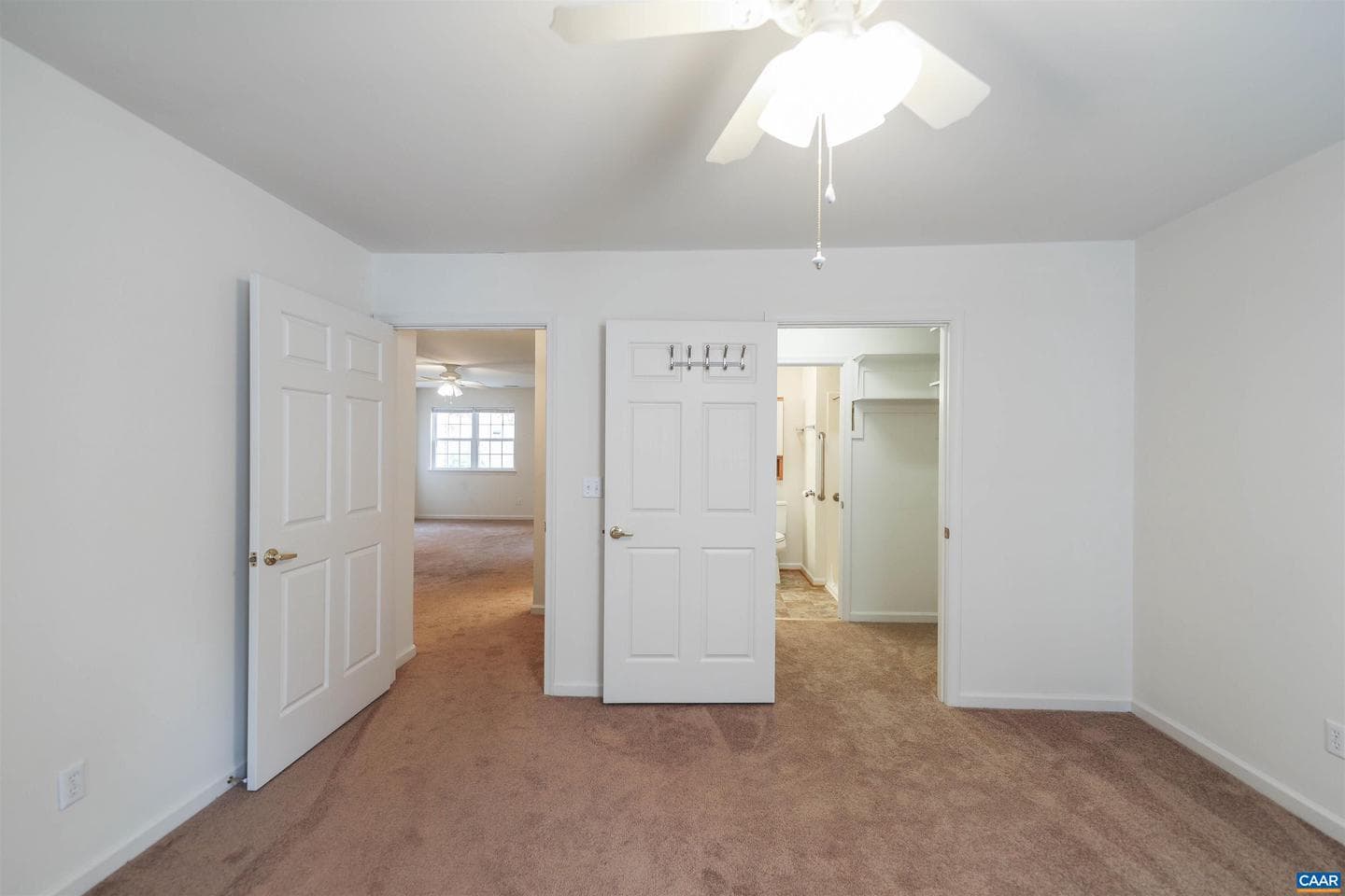 1422 Lilac Ct photo 11