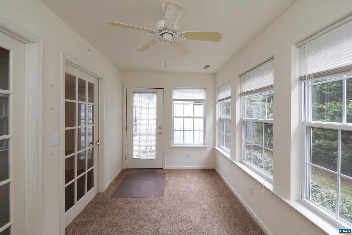 1422 Lilac Ct photo 18
