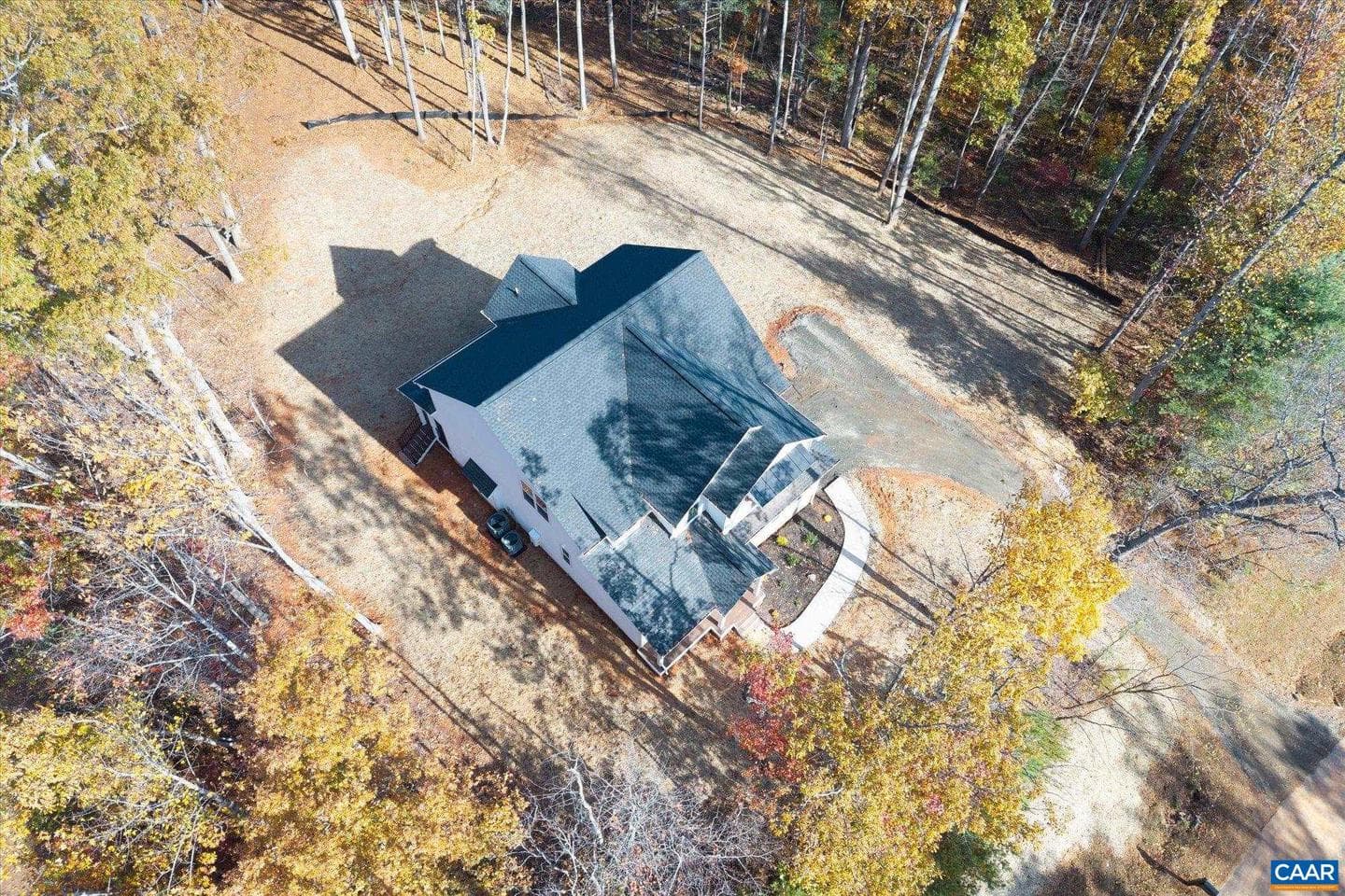 345 Sienna Ln photo 4