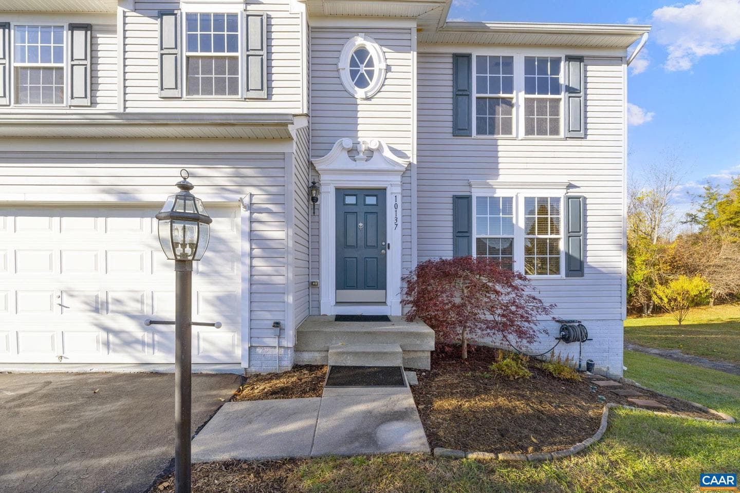 10137 Spring Dr photo 4