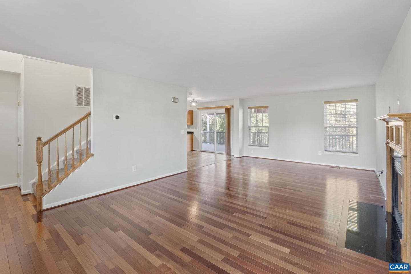 10137 Spring Dr photo 8