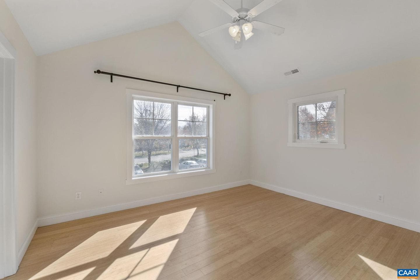 368 Joliet Ct photo 8