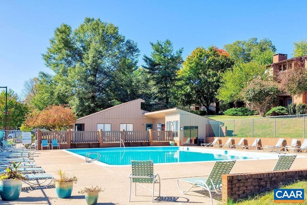 122 Turtle Creek Rd #2 photo 8