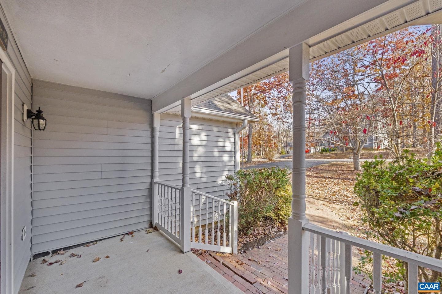 409 Jefferson Dr photo 4