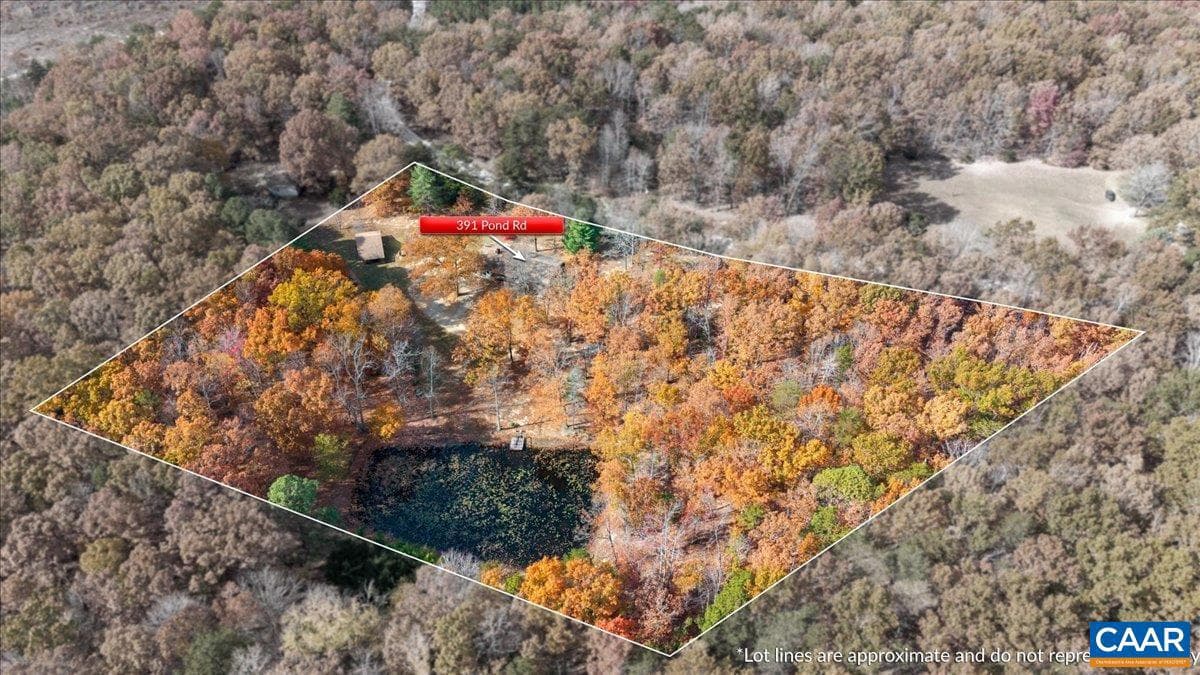 391 Pond Rd photo 5