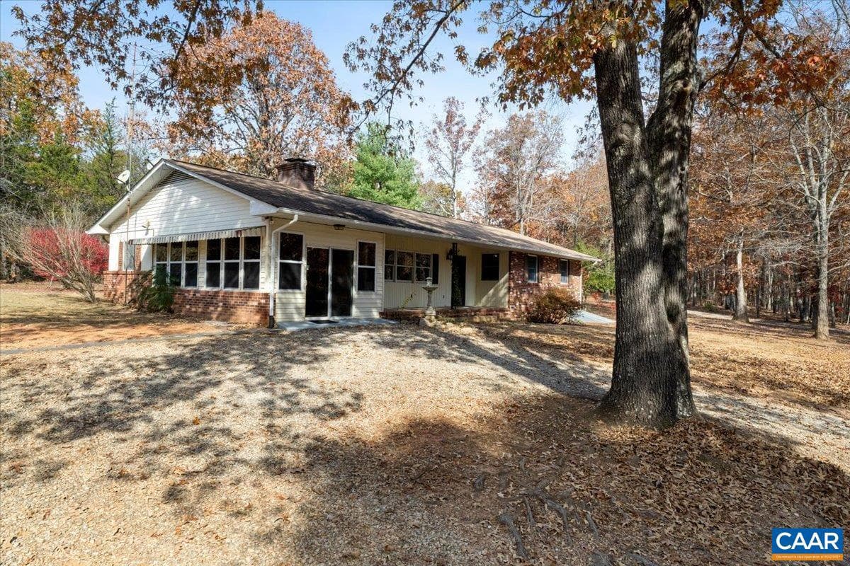 391 Pond Rd photo 67