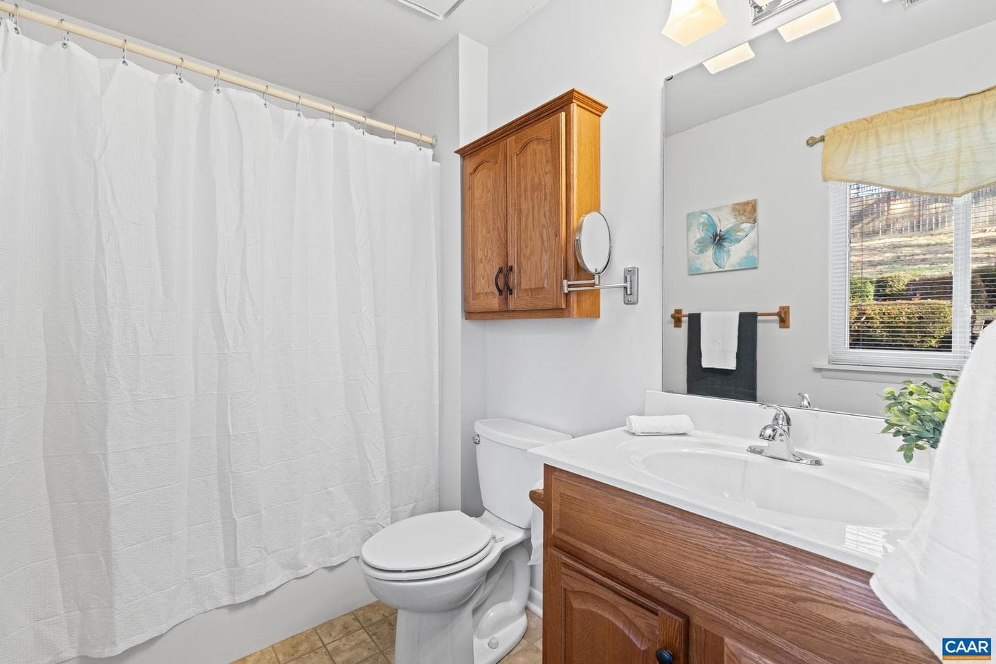 540 Woodmont Dr photo 16