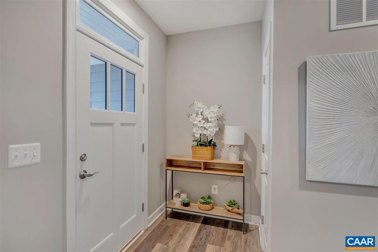 2a Corsham St, Crozet