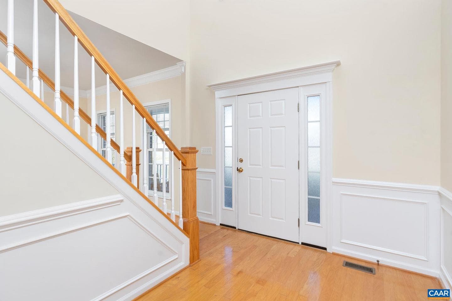 4943 Lake Tree Ln photo 5