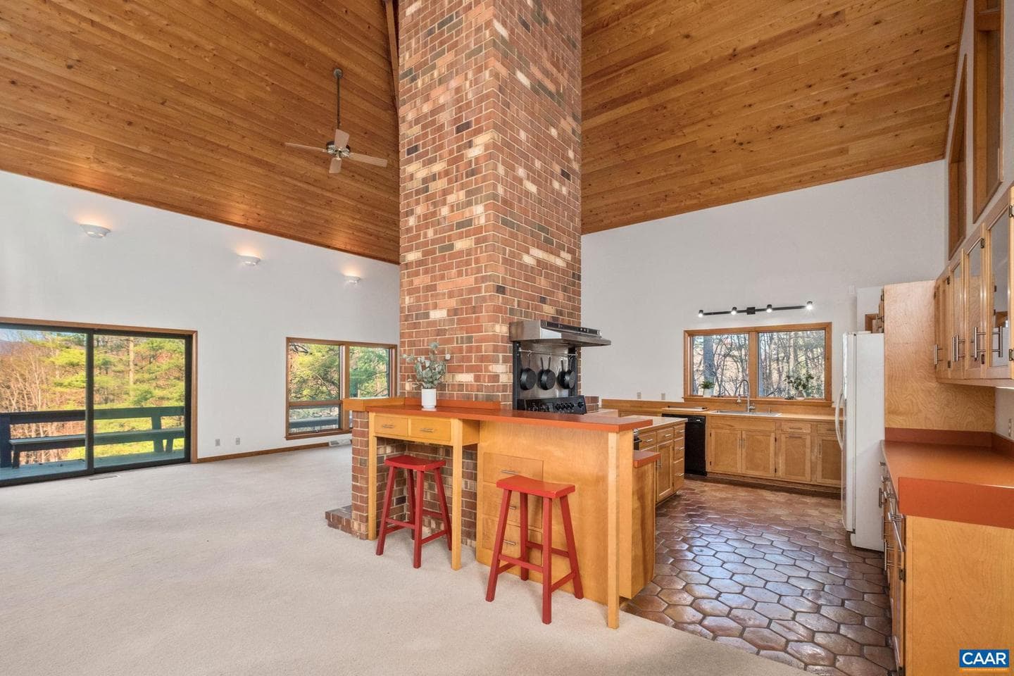 298 Courthouse Mountain Ln photo 14