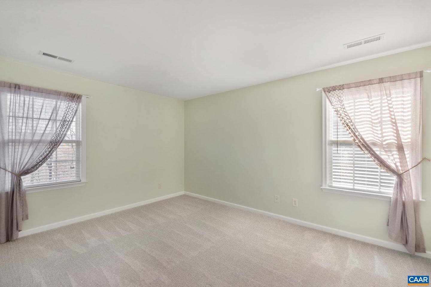 2053 Ridgetop Dr photo 22