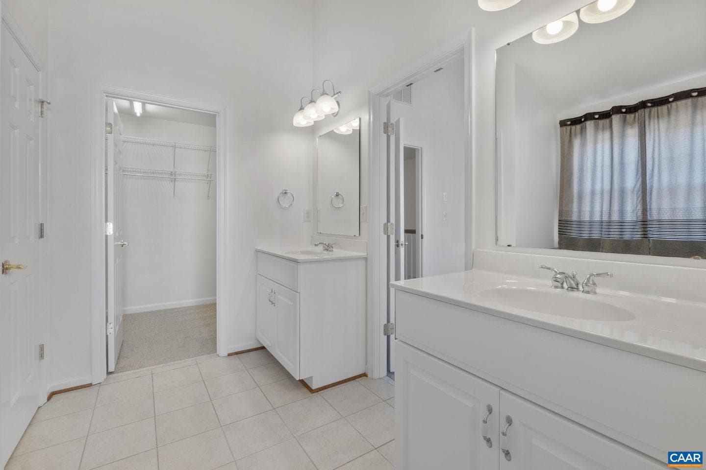 2053 Ridgetop Dr photo 29