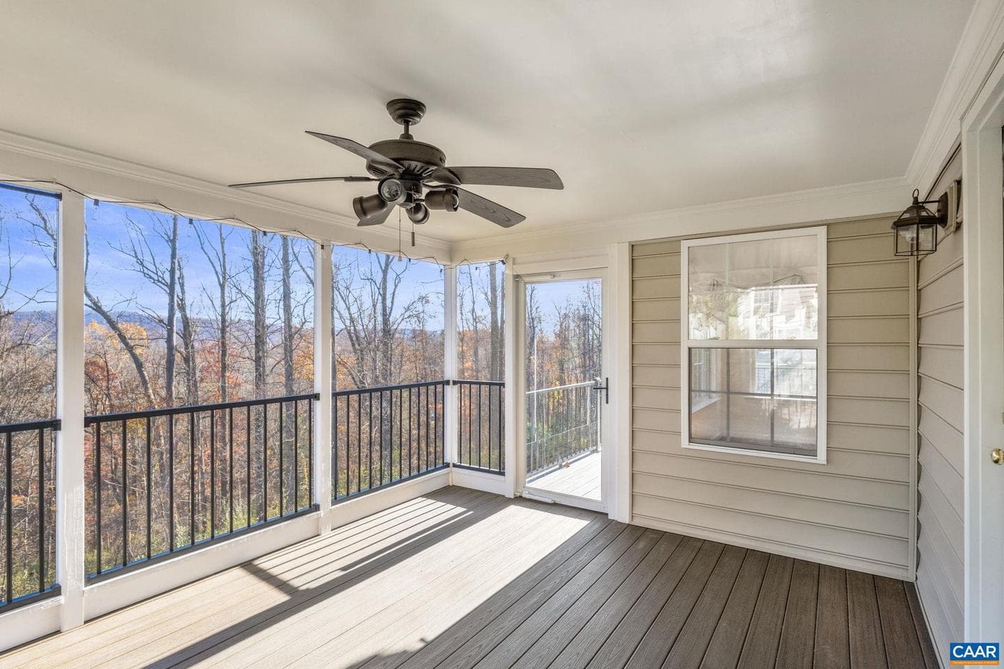 2053 Ridgetop Dr photo 38
