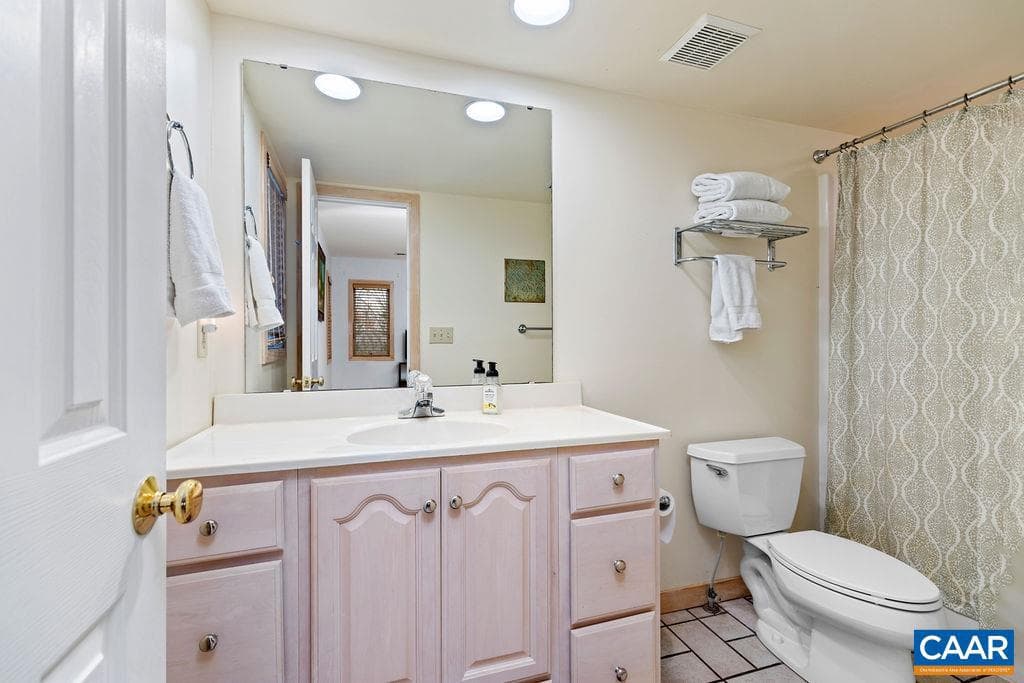 423 Foothills Dr photo 47