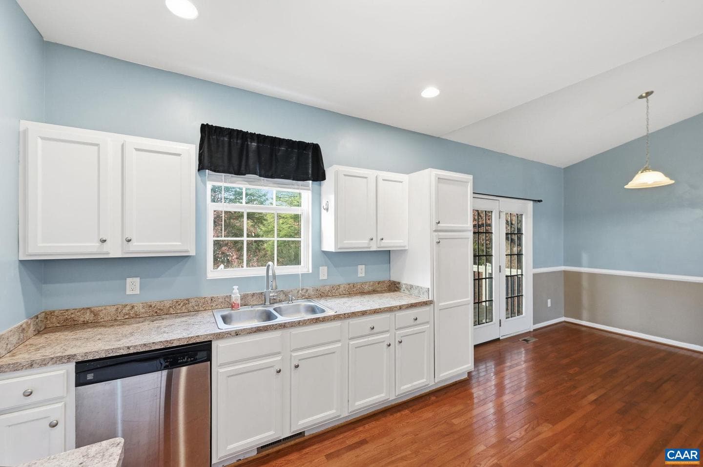 2093 Swift Run Rd photo 17