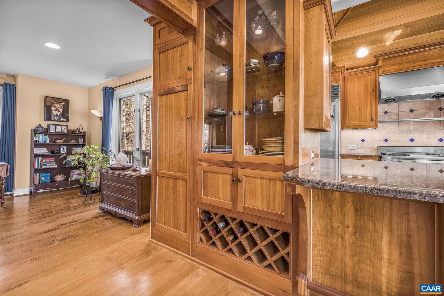 987 Rodes Farm Dr photo 19