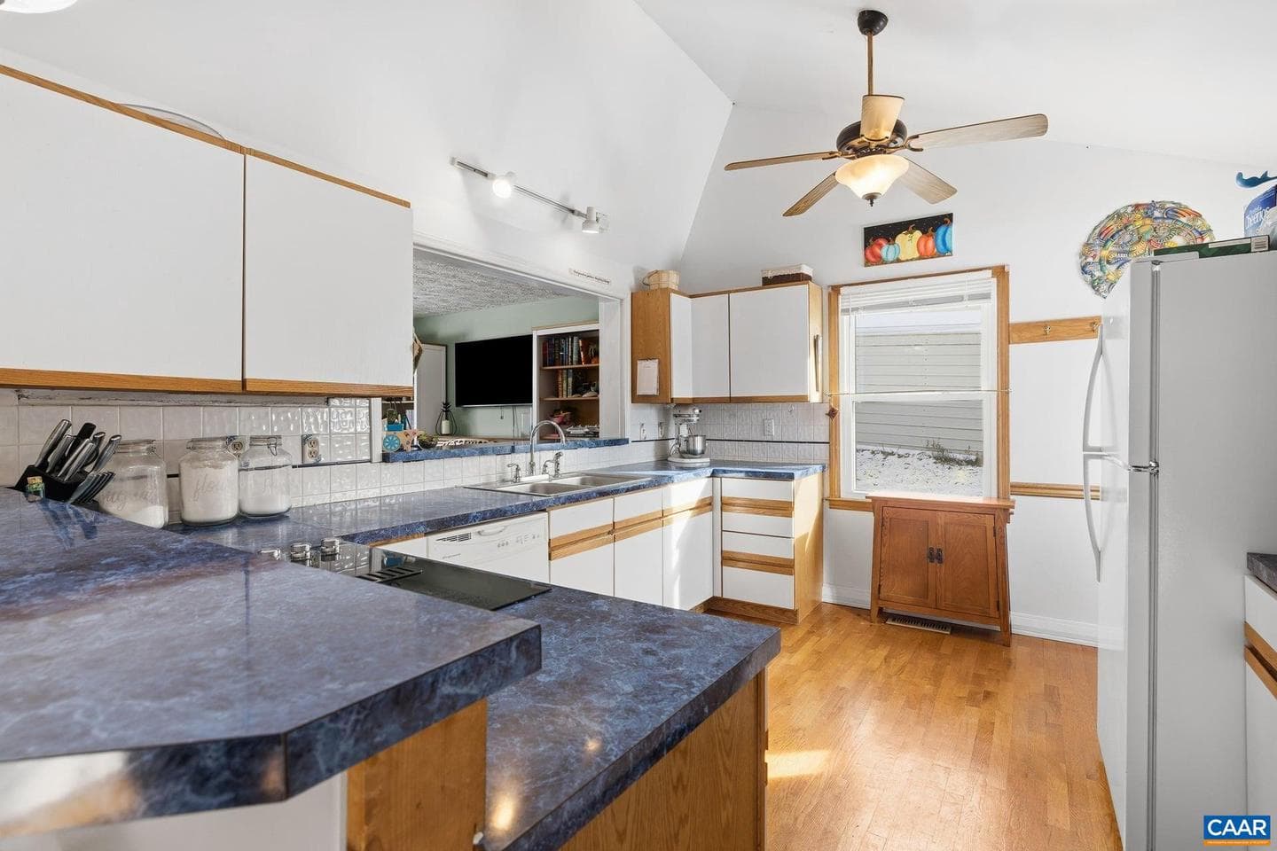 979 Cedar Grove Rd photo 14