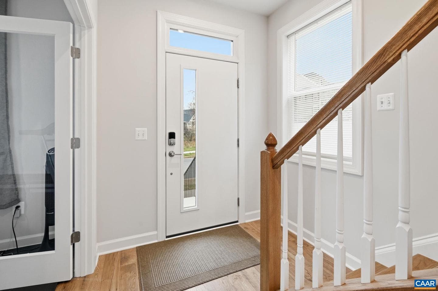 5428 Golf Dr photo 4