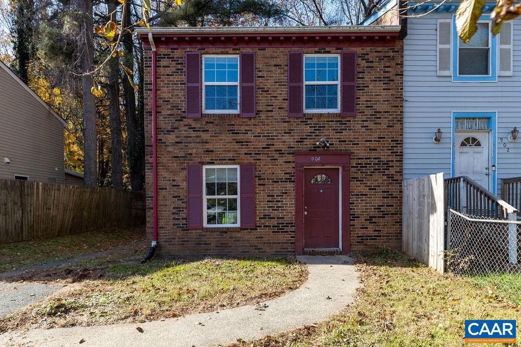 904 Rock Creek Rd, Charlottesville